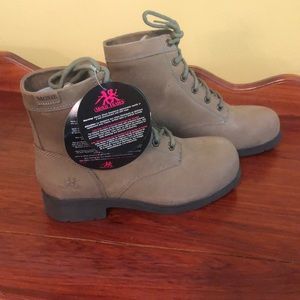 Ladies Steel Toe Moxie Trades Boots Size 8.5.